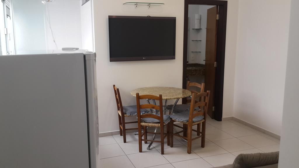 Ferienwohnung Quitinete Balneário Balneário Camboriú Exterior foto