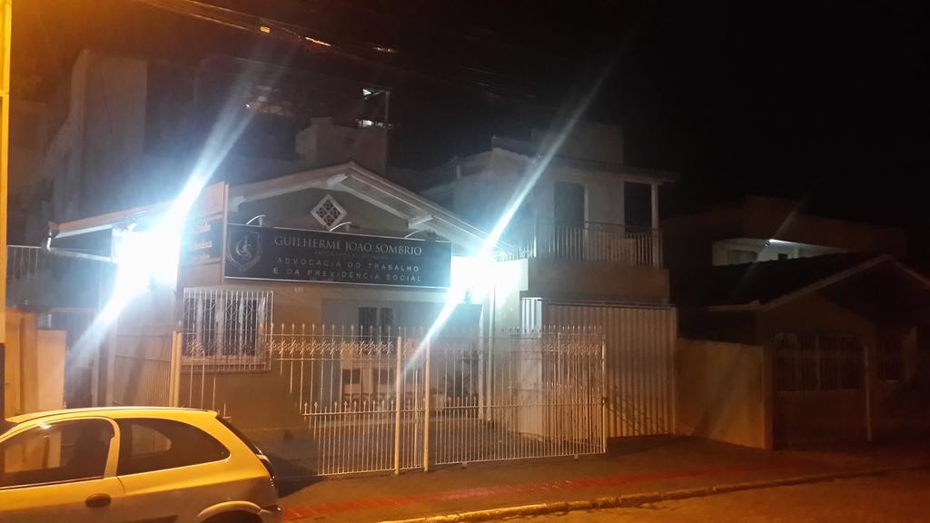 Ferienwohnung Quitinete Balneário Balneário Camboriú Exterior foto
